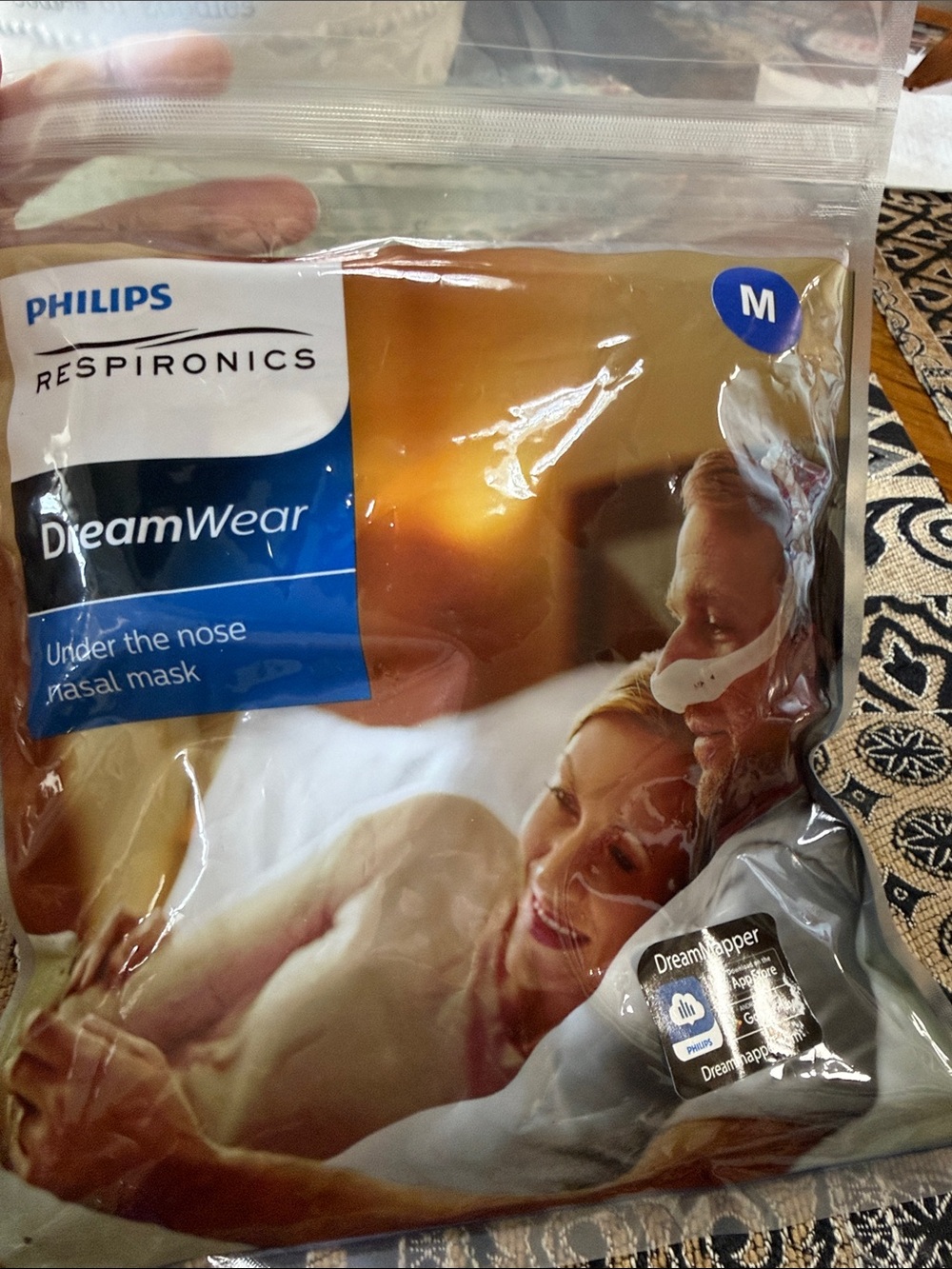 Phillips DreamWear Under-the-Nose Nasal Mask – White (M)